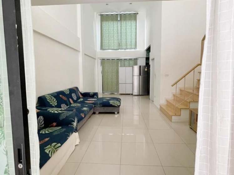 Townhouse in Sukhumvit 